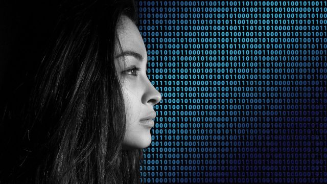 Młodzież w sieci – jak reagować na zagrożenia i wspierać dzieci w trudnych chwilach?