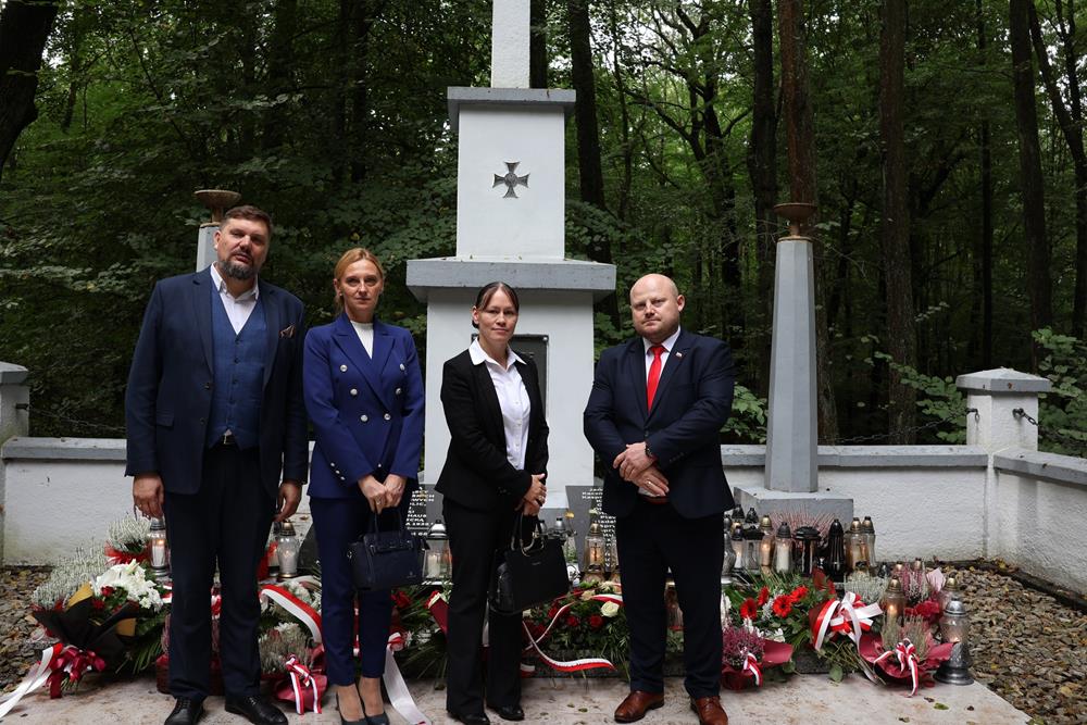 Orzesze upamiętniło 86. rocznicę rozstrzelania mieszkańców na Pasternioku - fotoreportaż