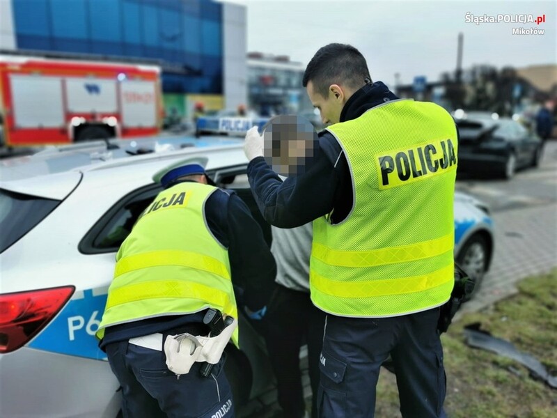 Estończycy tymczasowo aresztowani po policyjnym pościgu!