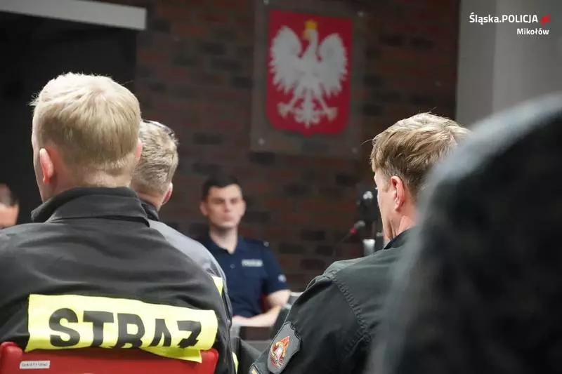 Mikołowscy policjanci szkolili strażaków-ochotników