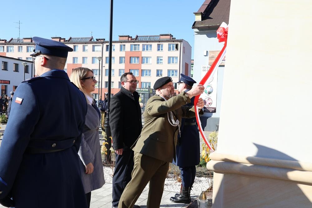 Odsłonięcie pomnika Powstańców Śląskich / fot. UM Orzesze