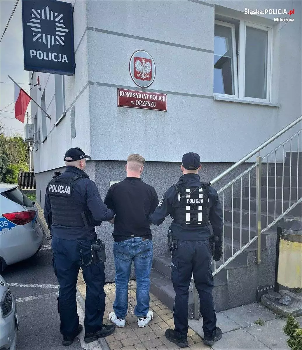 Orzesze: 36-latek zaatakował klientów stacji oraz interweniujących policjantów! / fot. KPP Mikołów