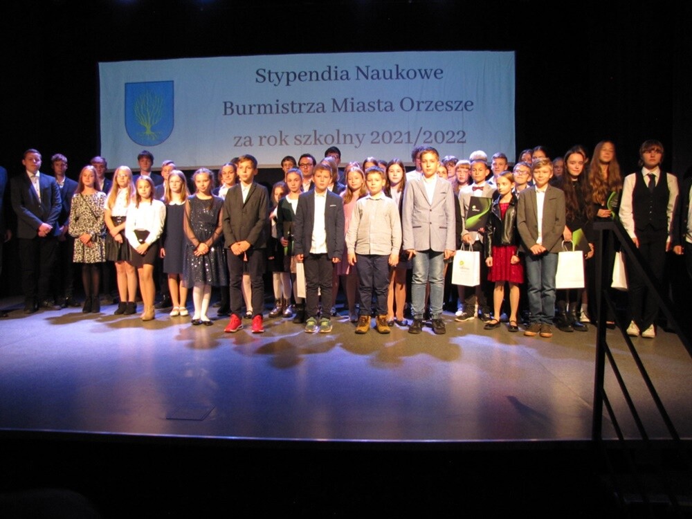 Stypendium Burmistrza Miasta Orzesze. Nagrodzono 82 orzeskich uczniów! / fot. UM Orzesze
