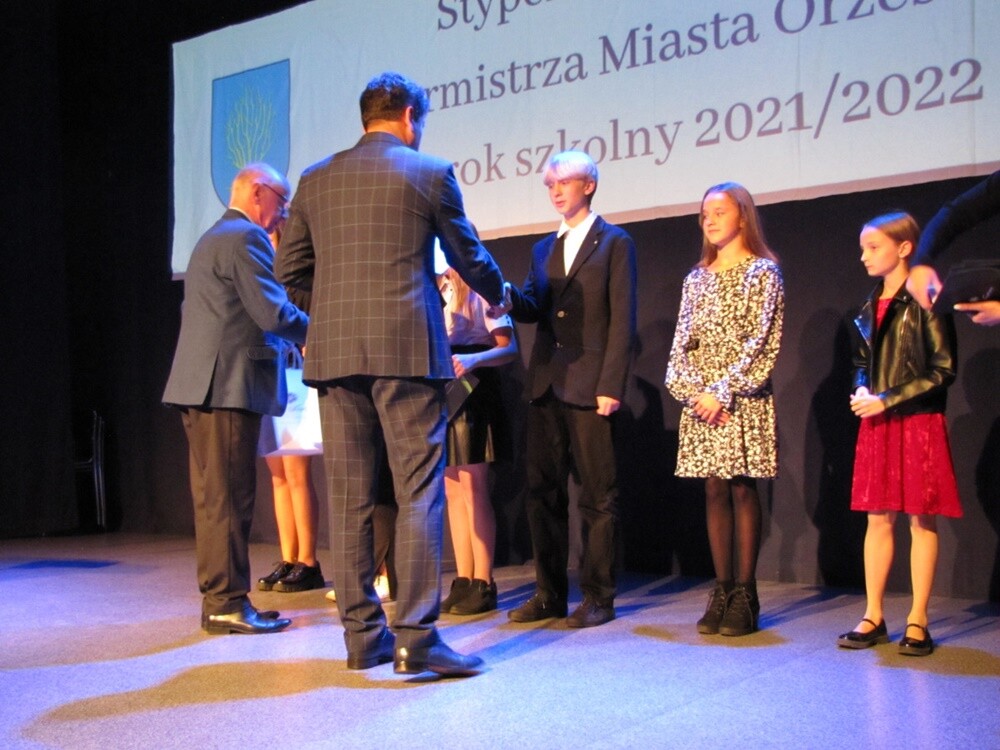Stypendium Burmistrza Miasta Orzesze. Nagrodzono 82 orzeskich uczniów! / fot. UM Orzesze