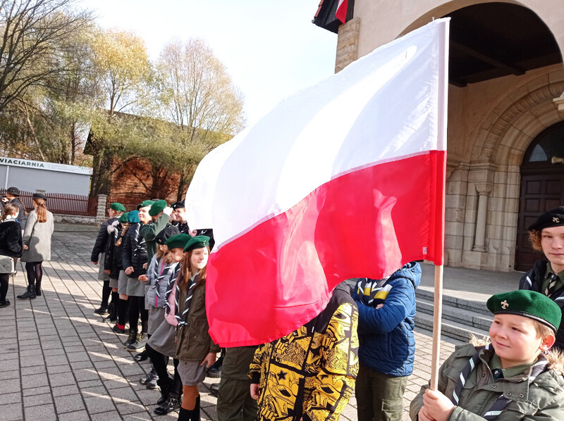 Święto Niepodległości na orzeskim rynku