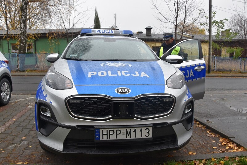 Trzy nowe radiowozy dołączyły do floty Komendy Powiatowej Policji w Mikołowie