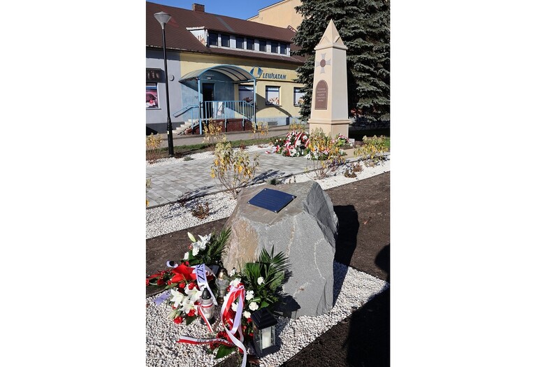 Uroczystość odsłonięcia Pomnika Powstańców Śląskich w Orzeszu