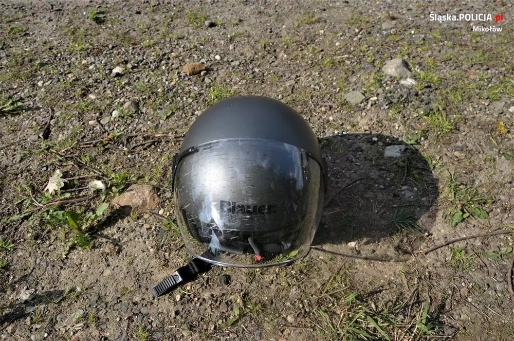 Wypadek z udziałem motocyklisty na DK 81 w Orzeszu / fot. KPP Mikołów